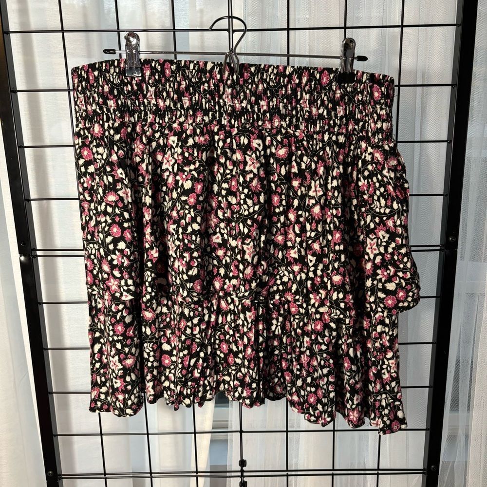 Lane Bryant Ditsy Floral Black and Pink Ruffled Skirt EUC